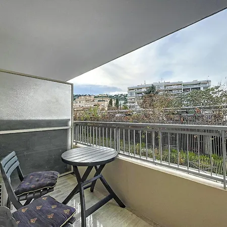 Apartamento Centreville Juan-2 Couchages-terrasse