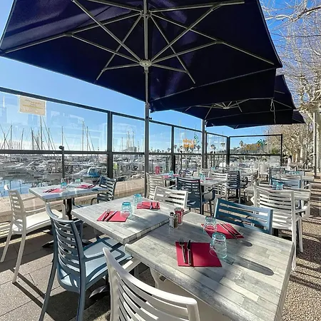 Centreville Juan-2 Couchages-terrasse