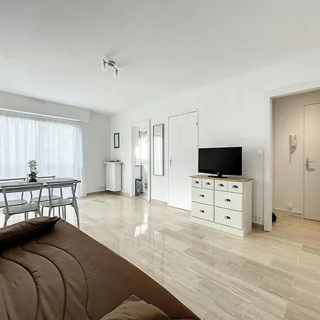 Centreville Juan-2 Couchages-terrasse Apartamento Golfe-Juan